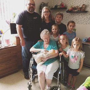 Meet your Posher, Dawn